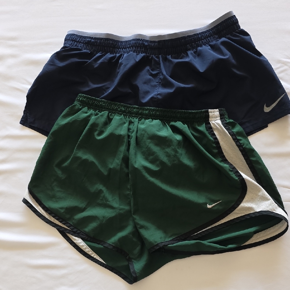 Nike Dri Fit Womens Running ShortsNavy and Green 2 Pair Size M